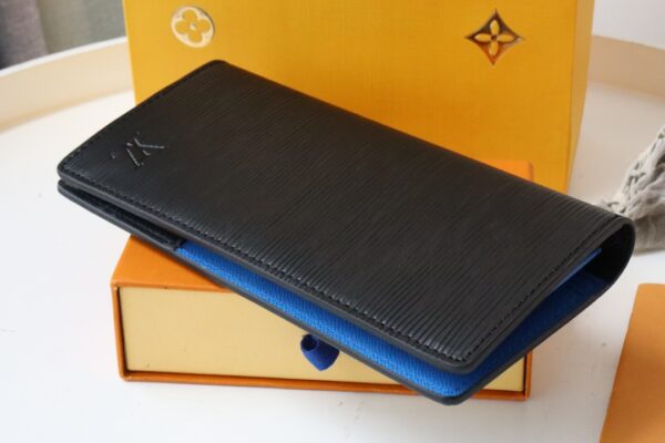 Louis Vuitton Brazza Wallet - Black - Image 4