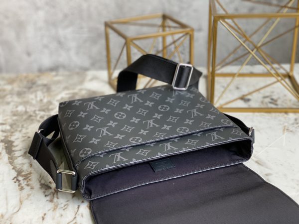 Louis Vuitton Men's District Small-Sized Handbag - Black - Image 2