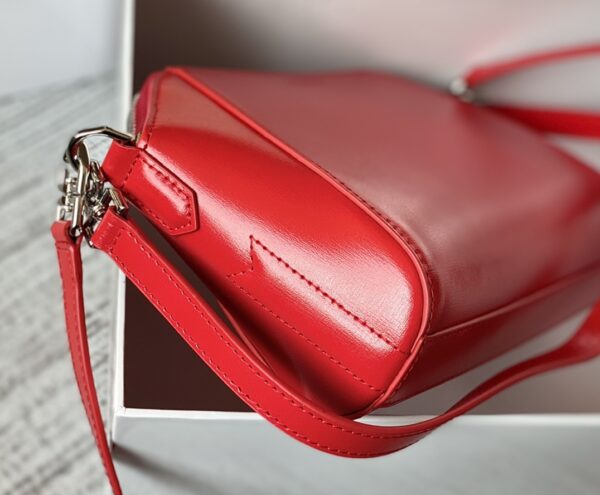 Givenchy XS Antigona Armpit Bag - Red - Image 5