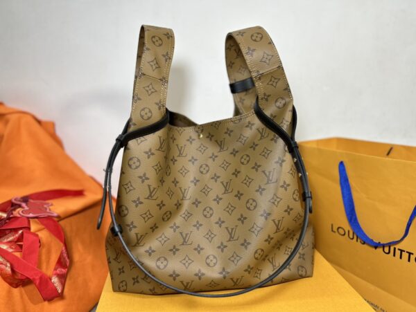 Louis Vuitton Atlantis Vegetable Basket Large Handbag - Brown - Image 5