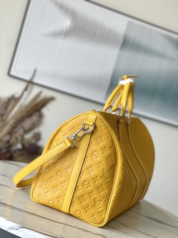 Louis Vuitton Keepall Bandoulière 50 Travel Bag - Yellow - Image 5